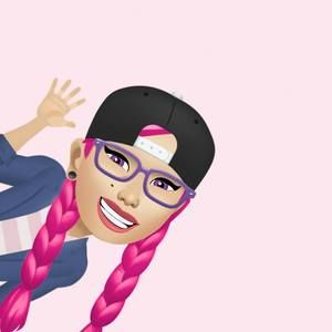 Meet your Posher, Carrie